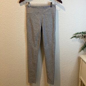 Outdoor Voices Gray 7/8 Warmup Legging - Small